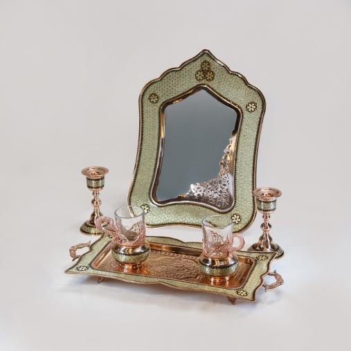 آیینه و شمعدان خاتم و پذیرایی 